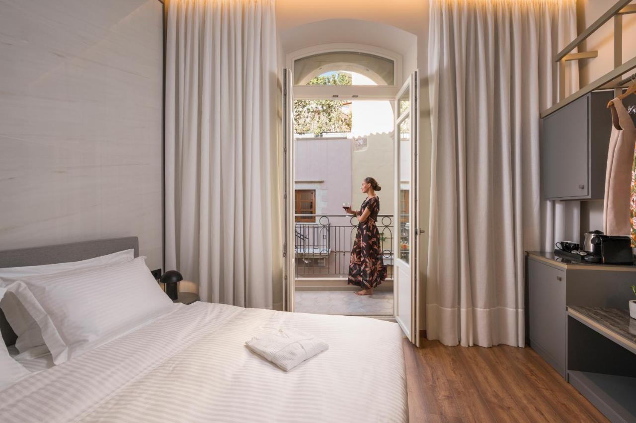 Veneri Boutique Suites ハニア エクステリア 写真