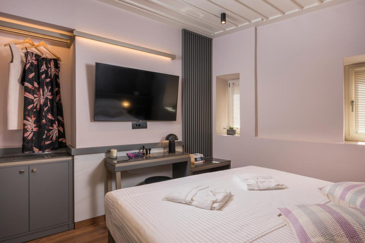 Veneri Boutique Suites ハニア エクステリア 写真