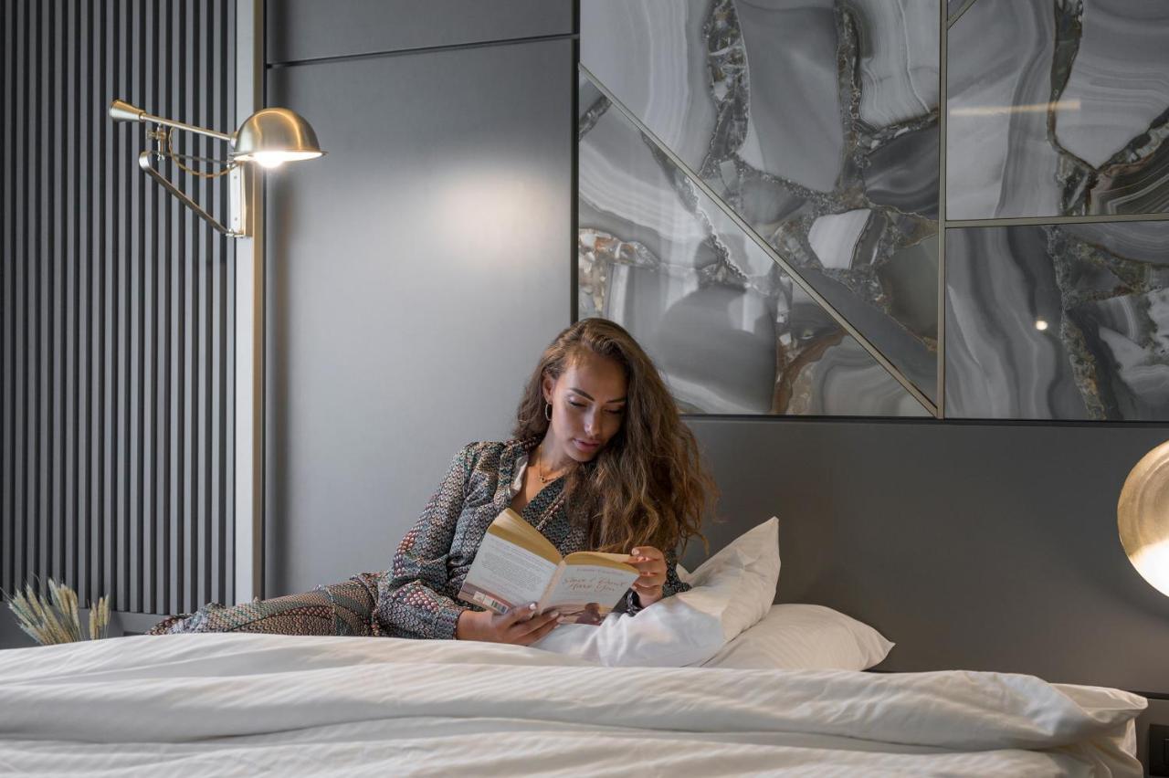 Veneri Boutique Suites ハニア エクステリア 写真